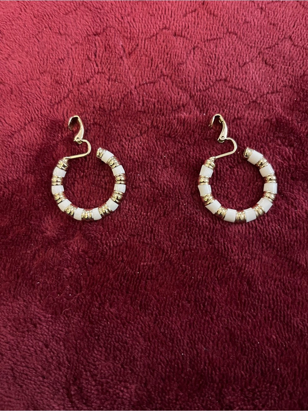 Vintage Ralph Lauren 90s/00s Gold & White Segmented Clip-On Hoop Earrings